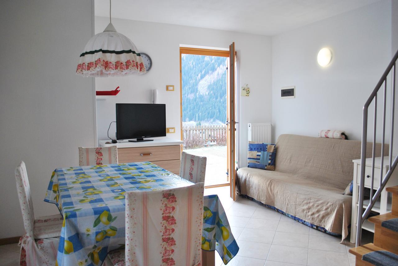 Villetta Con Giardino E Panorama Apartamento Carisolo Exterior foto